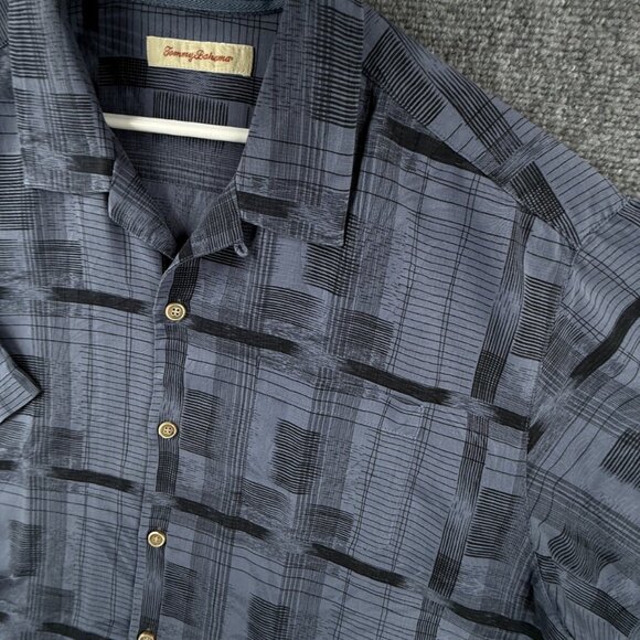 Tommy Bahama Button Up Shirt Short Sleeve Silk Hawaii Tropical Purple Geometric - Picture 3 of 13